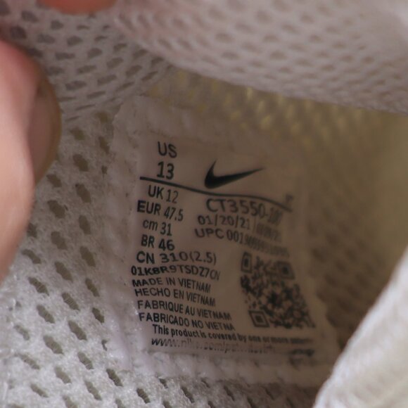 Nike Air Presto Men's Size 13 Triple White Athletic Training Sneakers CT3550-100 - Picture 3 of 12